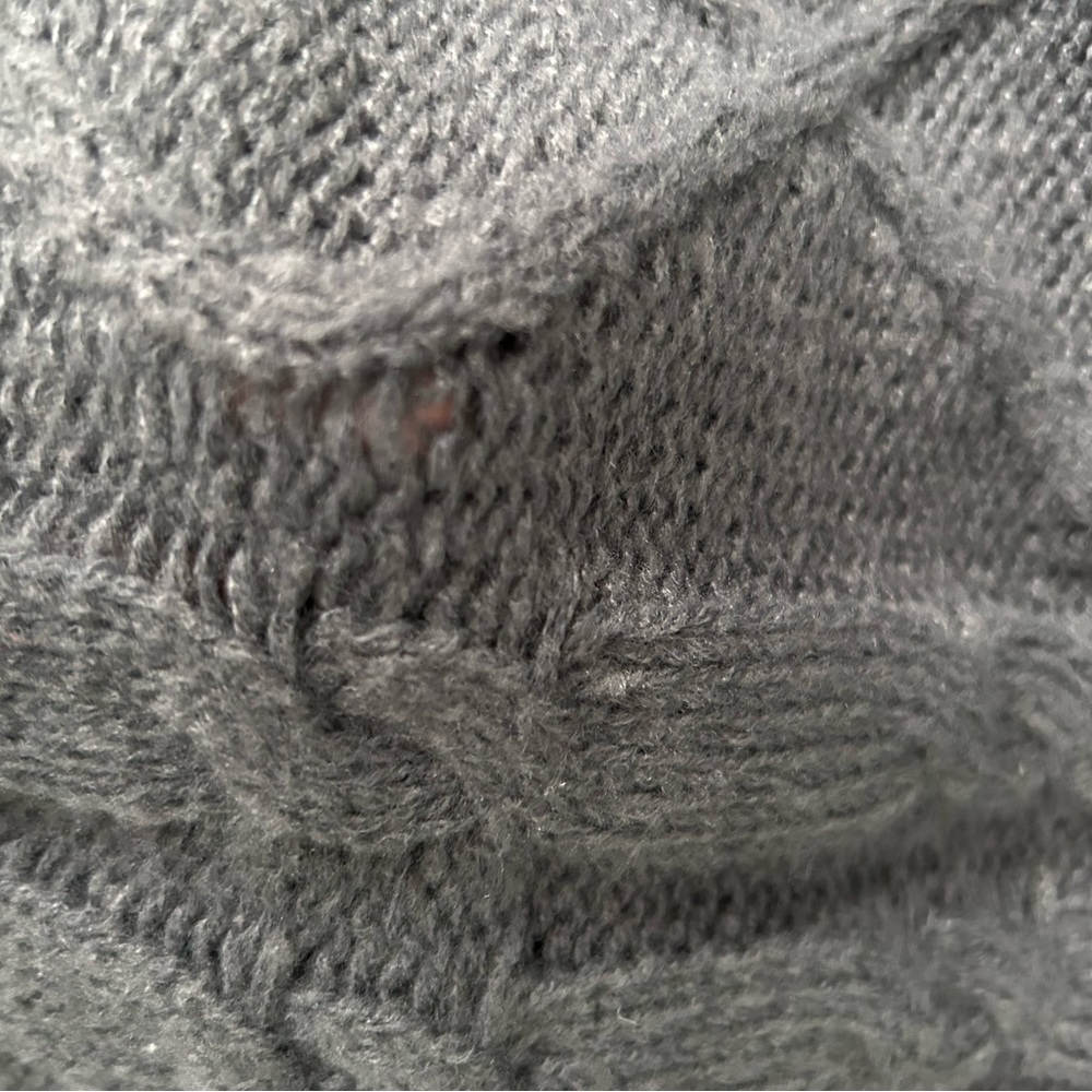 GOEGEOUS Simply Southern chunky cableknit dark blue sweater - NEW!! - Picture 12 of 14